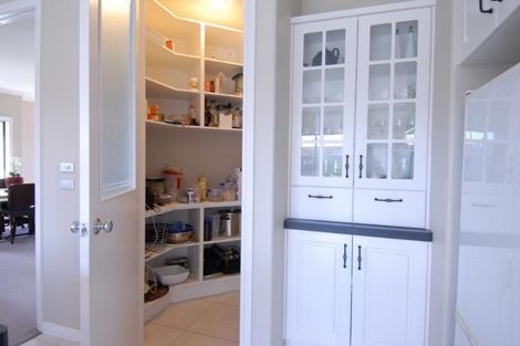 Photo of property in 21 Akaroa Road, Poraiti, Napier, 4112