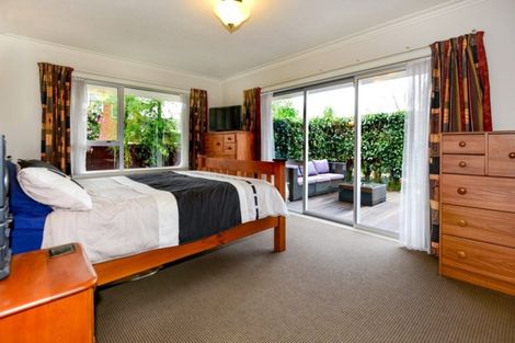 Photo of property in 4 Kirkdale Place, Avonhead, Christchurch, 8042