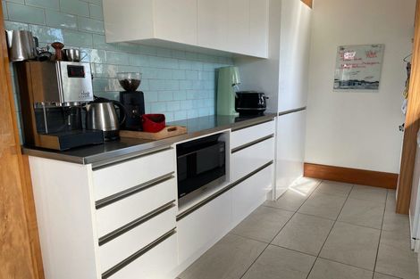 Photo of property in 56 Marine Parade, North New Brighton, Christchurch, 8083