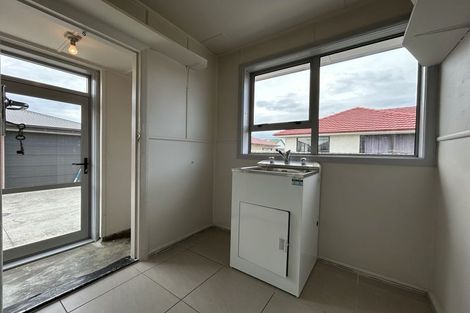 Photo of property in 28 Fenchurch Street, Redwood, Christchurch, 8051