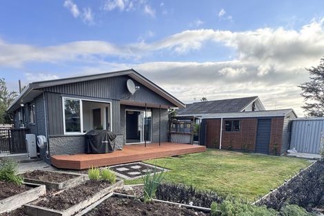 Photo of property in 22 Four Elms Place, Parklands, Christchurch, 8083