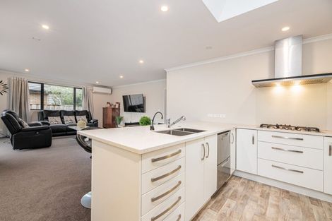 Photo of property in 12 Turpin Road, Riverhead, 0820