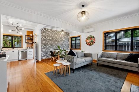 Photo of property in 5 Ridout Street, Maeroa, Hamilton, 3200