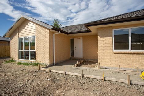 Photo of property in 62 Feist Street, Carterton, 5713