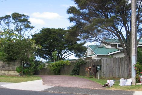 Photo of property in 45b Verbena Road, Birkdale, Auckland, 0626