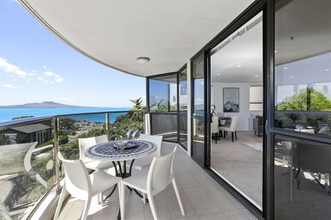 Photo of property in 3d/175 Hurstmere Road, Takapuna, Auckland, 0622