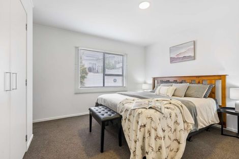 Photo of property in 2/181 Rangatira Road, Beach Haven, Auckland, 0626