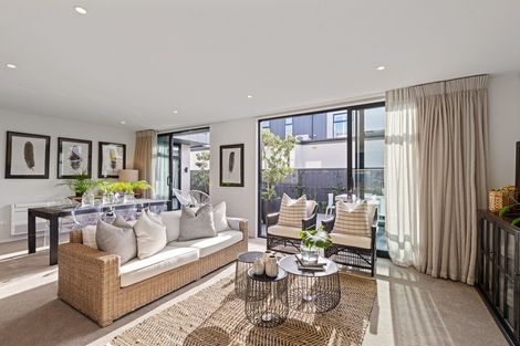 Photo of property in 124 Winchester Street, Merivale, Christchurch, 8014