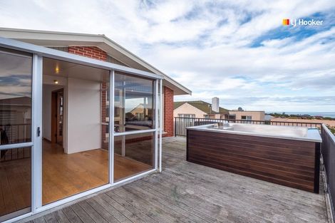 Photo of property in 221 Highcliff Road, Shiel Hill, Dunedin, 9013