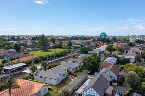 Photo of property in 29 Neta Grove, Henderson, Auckland, 0612