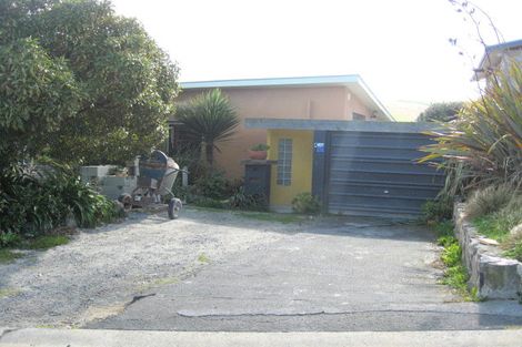 Photo of property in 27 Oregon Street, Ocean Grove, Dunedin, 9013