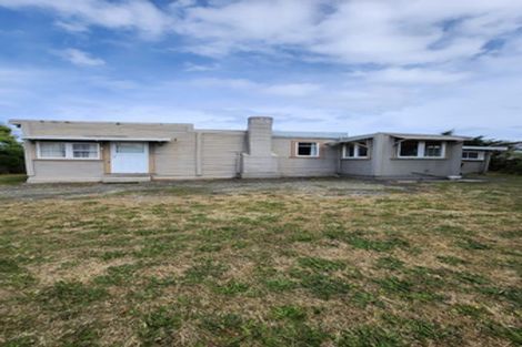 Photo of property in 45 Pratt Avenue, Foxton Beach, Foxton, 4815