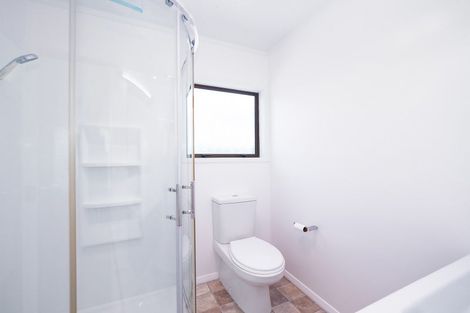 Photo of property in 20 Stratford Drive, Cable Bay, 0420