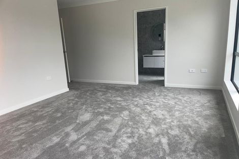 Photo of property in 7 Haku Road, Flat Bush, Auckland, 2019