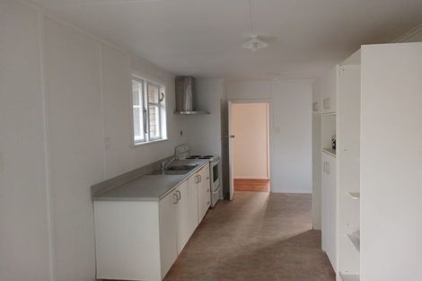 Photo of property in 47 Crewe Crescent, Hokowhitu, Palmerston North, 4410