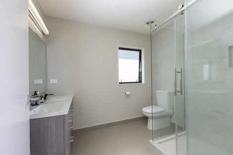 Photo of property in 30 Robert Might Road, Huapai, Kumeu, 0810