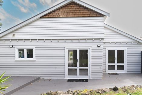 Photo of property in 13a Huapai Street, Onehunga, Auckland, 1061