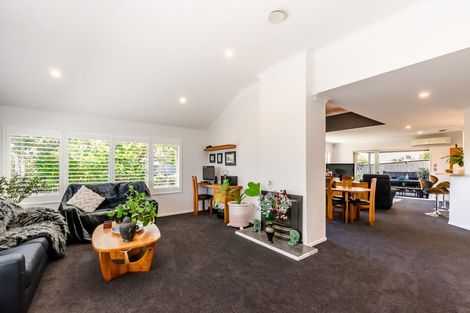 Photo of property in 1 Rifleman Lane, Paraparaumu Beach, Paraparaumu, 5032