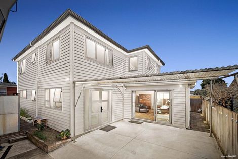 Photo of property in 34a Hope Farm Avenue, Pakuranga Heights, Auckland, 2010