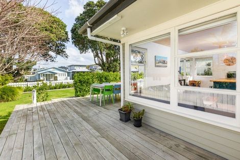 Photo of property in 34 Ocean View Road, Waihi Beach, 3611