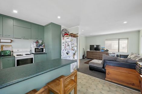 Photo of property in 30 Ararino Street, Trentham, Upper Hutt, 5018