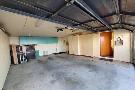 Photo of property in 25 Bayly Road, Moturoa, New Plymouth, 4310
