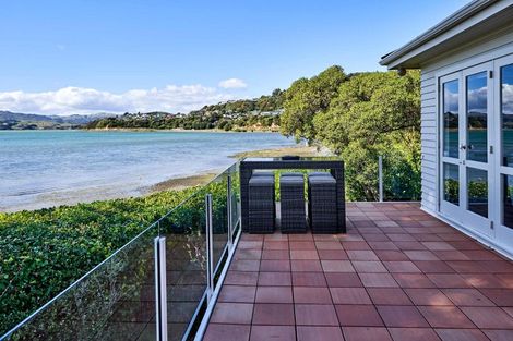 Photo of property in 89 Paremata Road, Paremata, Porirua, 5024