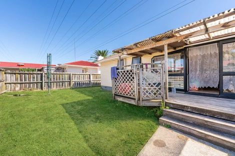 Photo of property in 6 Mangos Place, Pakuranga, Auckland, 2010