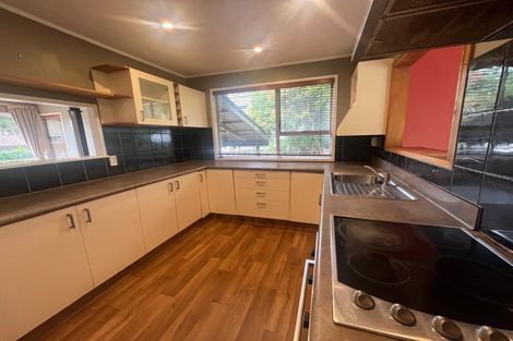 Photo of property in 7 Osmond Court, Sunnyvale, Auckland, 0612