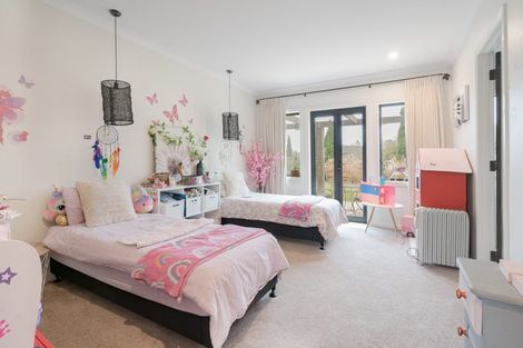 Photo of property in 18 Myra Evelyn Grove, Dairy Flat, Albany, 0792