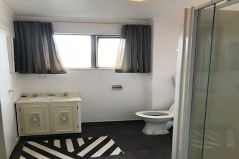 Photo of property in 110 Rongotai Road, Kilbirnie, Wellington, 6022