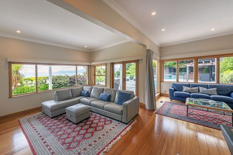 Photo of property in 17 Beere Haven Road, Seatoun, Wellington, 6022