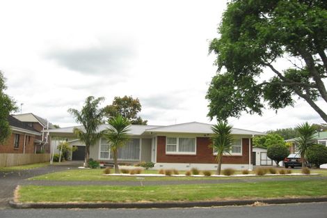 Photo of property in 10 Kayes Road, Pukekohe, 2120