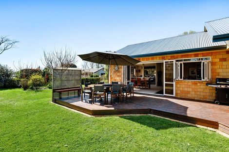 Photo of property in 1/10 Maranatha Way, Cambridge, 3434