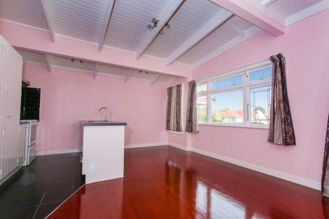 Photo of property in 224 Rosebank Road, Avondale, Auckland, 1026