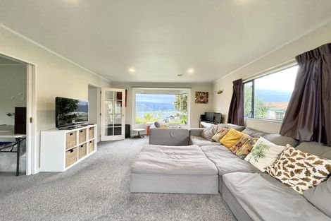 Photo of property in 34 Birkinshaw Grove, Riverstone Terraces, Upper Hutt, 5018