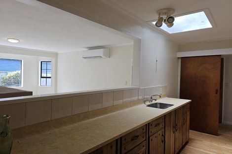 Photo of property in 3 Mclellan Street, Tawa, Wellington, 5028