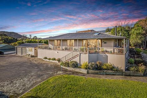 Photo of property in 104 Ringawhati Road, Otaki, 5583