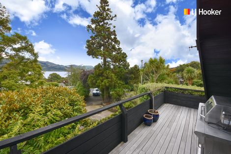 Photo of property in 4 Barling Street, Macandrew Bay, Dunedin, 9014