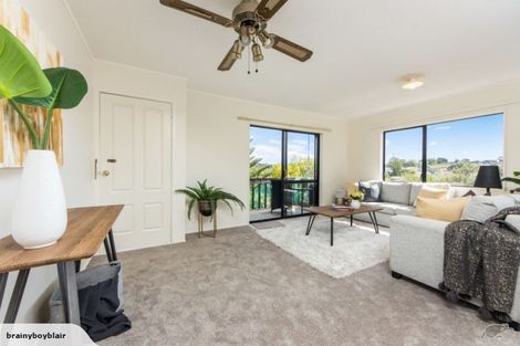 Photo of property in 2/77 Stanley Road, Glenfield, Auckland, 0629