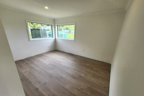 Photo of property in 2 Sarona Park Drive, Omanawa, 3171