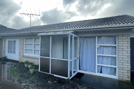 Photo of property in 3/6 Clevedon Road, Papakura, 2110