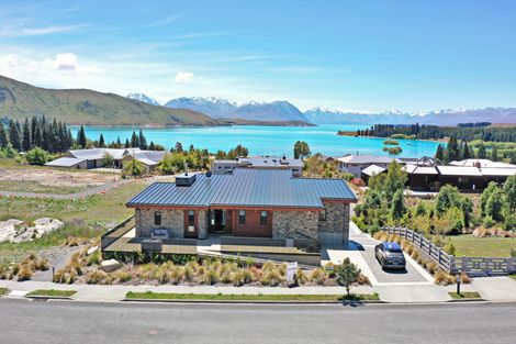 Photo of property in 16 Mistake Drive, Lake Tekapo, 7999