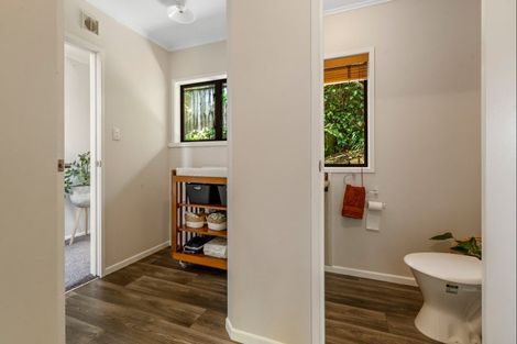 Photo of property in 13 Honnor Place, Hurdon, New Plymouth, 4310