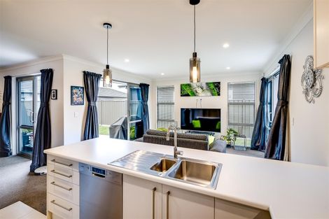 Photo of property in 18 Pelorus Avenue, Poraiti, Napier, 4112