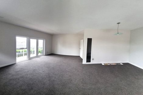 Photo of property in 11 Lawson Place, Mount Victoria, Wellington, 6011