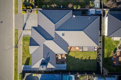 Photo of property in 16 Carpenter Drive, Prebbleton, 7604