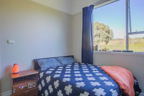 Photo of property in 5 Main Road, Pleasant Point, 7903