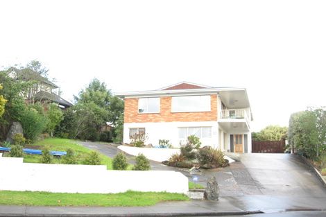 Photo of property in 18 Mcmillan Place, Mellons Bay, Auckland, 2014