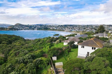 Photo of property in 110 Tireti Road, Titahi Bay, Porirua, 5022